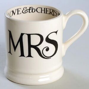 Chic Cream 'MRS' Emma Bridgewater Mug